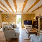 Logis De Chalons En Perigord Дом отдыха