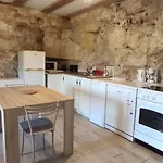 Logis De Chalons En Perigord *
