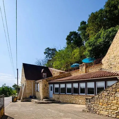 Logis De Chalons En Perigord 펜션