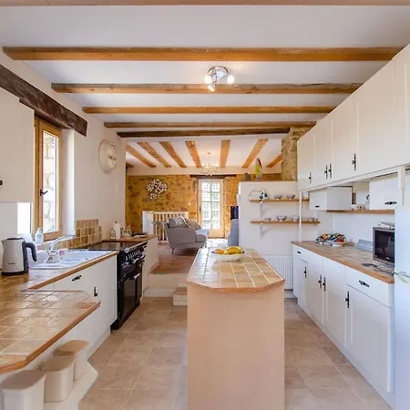 Logis De Chalons En Périgord Casa vacanze *