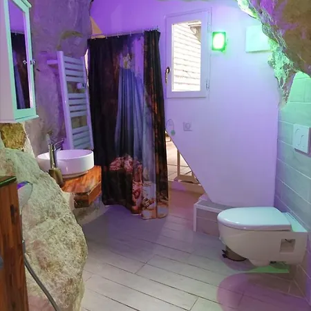 Logis De Chalons En Perigord Holiday home