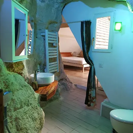 Logis De Chalons En Perigord Holiday home *