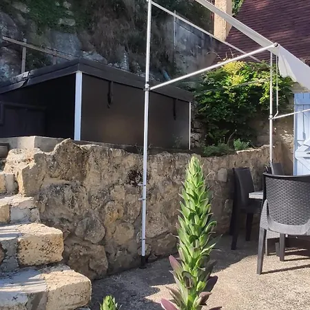 Logis De Chalons En Perigord Holiday home *