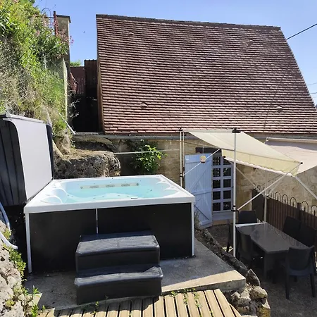 Дом отдыха Logis De Chalons En Perigord Домм
