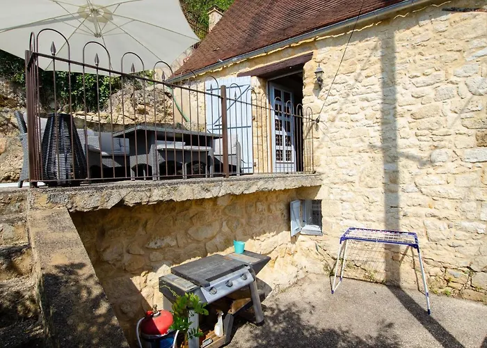 Logis De Chalons En Perigord Дом отдыха Домм