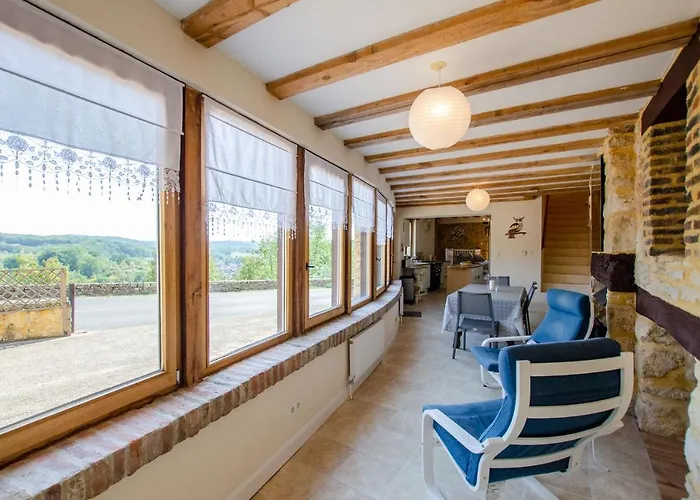 Дом отдыха Logis De Chalons En Perigord *