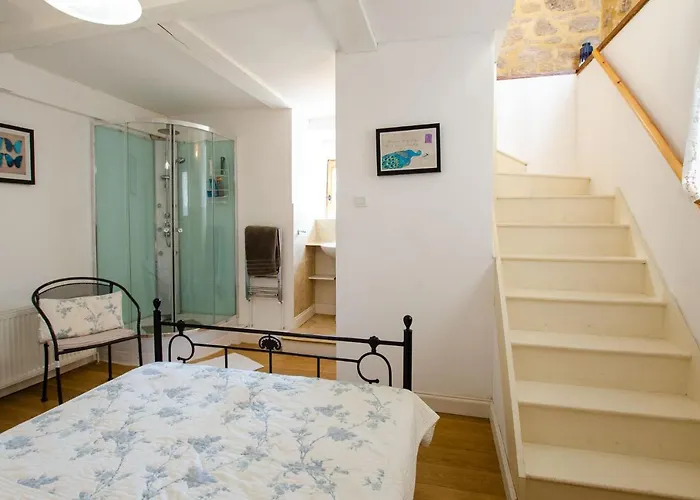 Дом отдыха Logis De Chalons En Perigord *