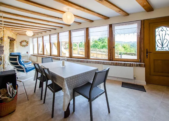 Logis De Chalons En Perigord Дом отдыха