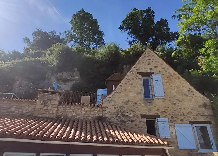 Дом отдыха Logis De Chalons En Perigord *